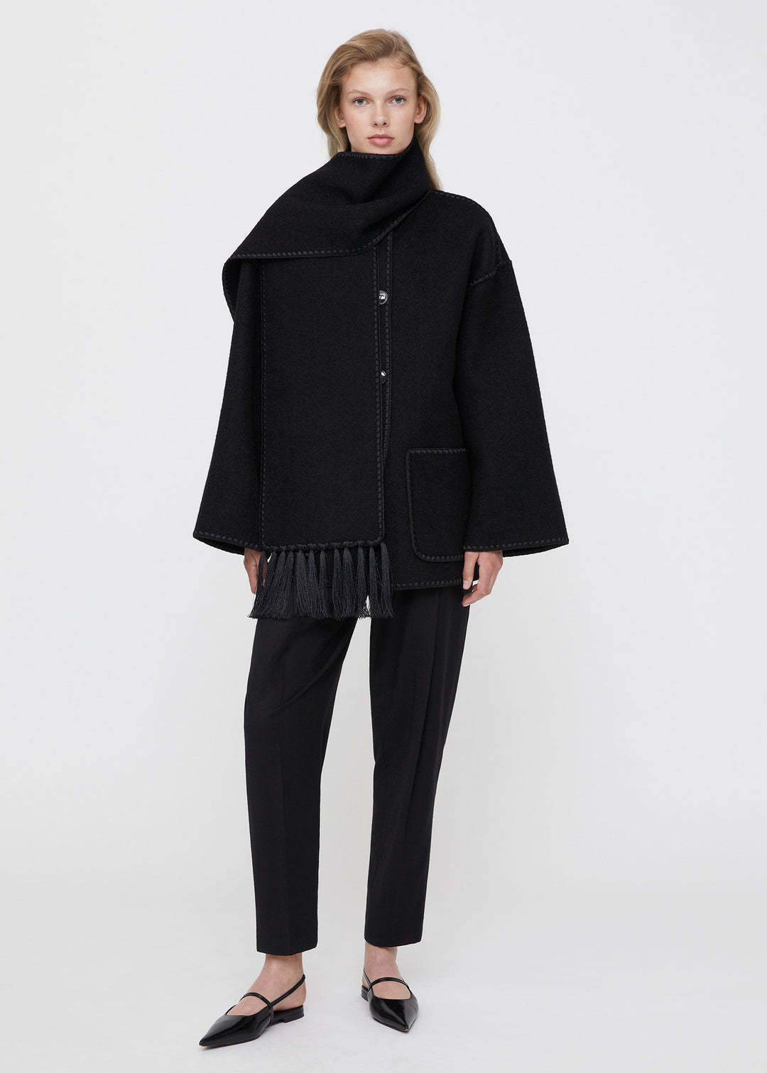 Loose Silhouette Lamb Wool Scarf Coat